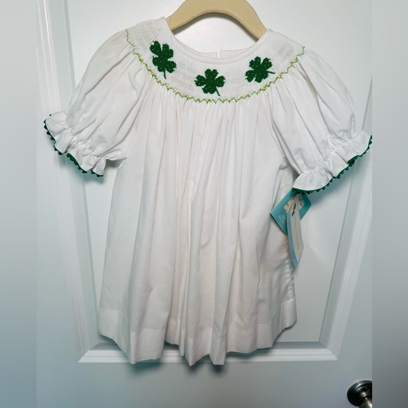 NWT Vive La Fete White Shamrock Smocked Dress Size 24M - Picture 2 of 6